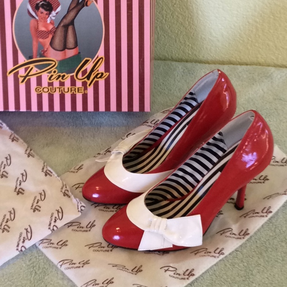 Fun Retro heels!